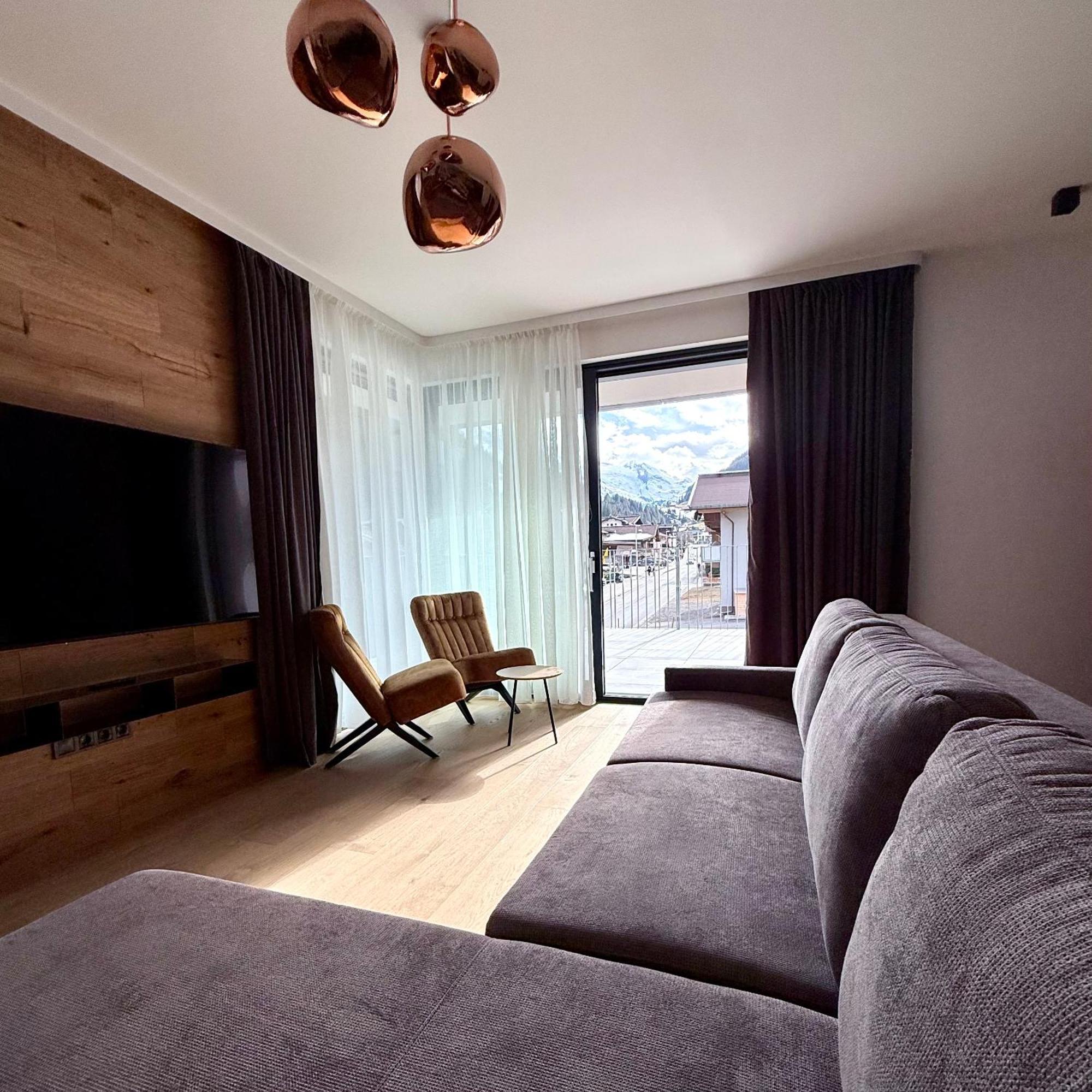 Elsa Spa Apartments Tux Ngoại thất bức ảnh