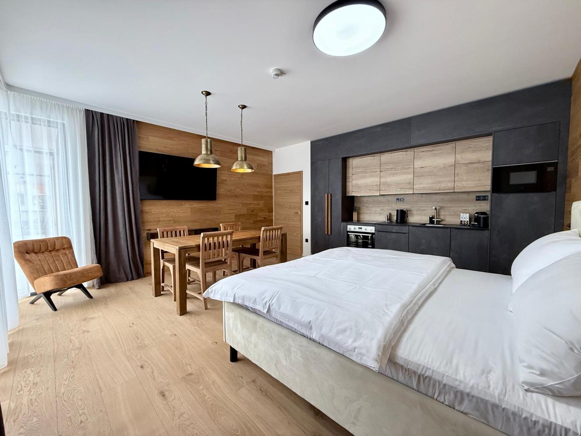 Elsa Spa Apartments Tux Phòng bức ảnh