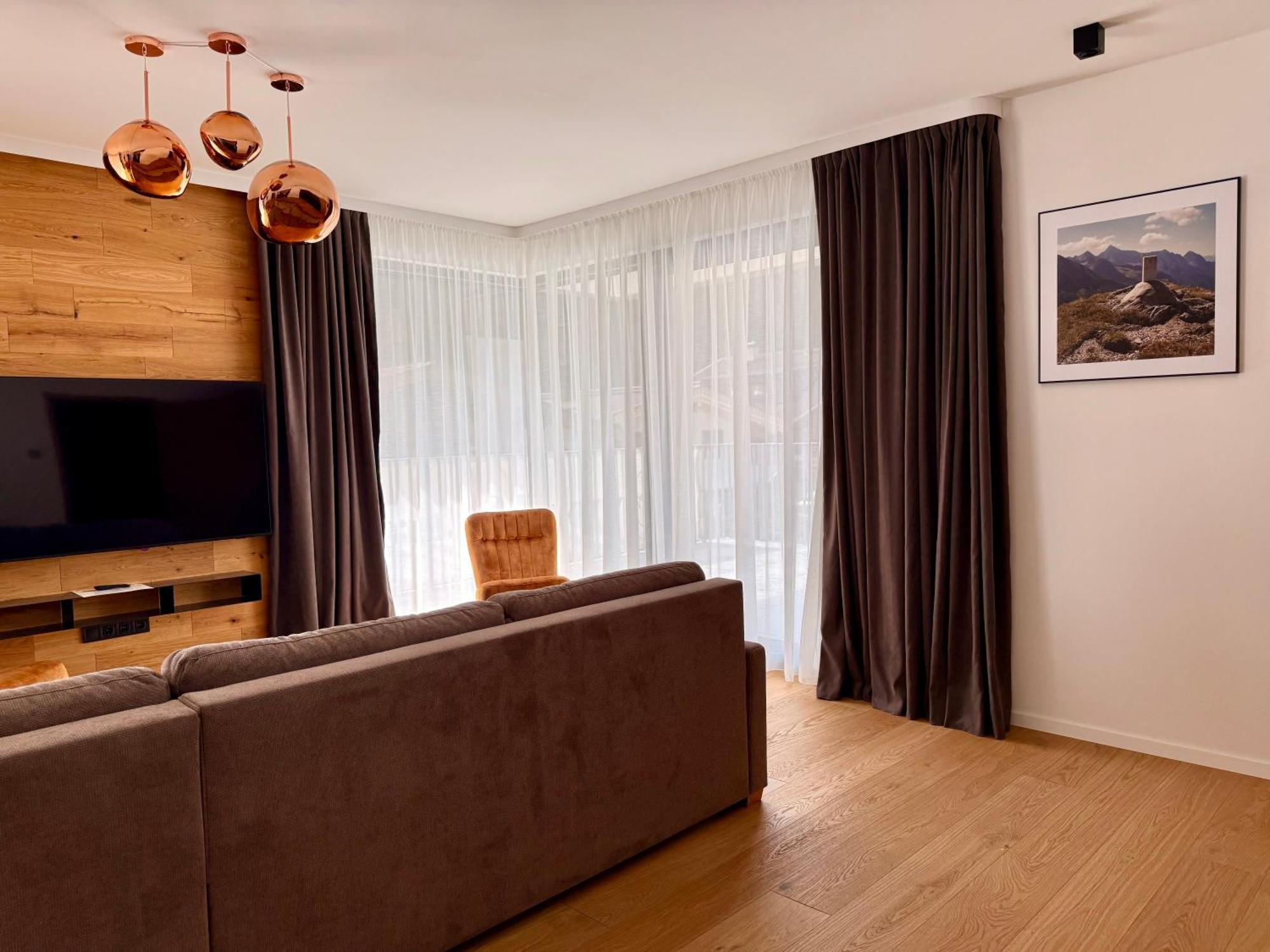 Elsa Spa Apartments Tux Ngoại thất bức ảnh