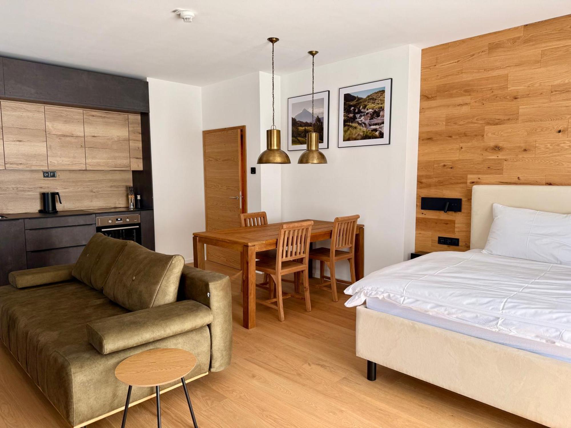Elsa Spa Apartments Tux Phòng bức ảnh