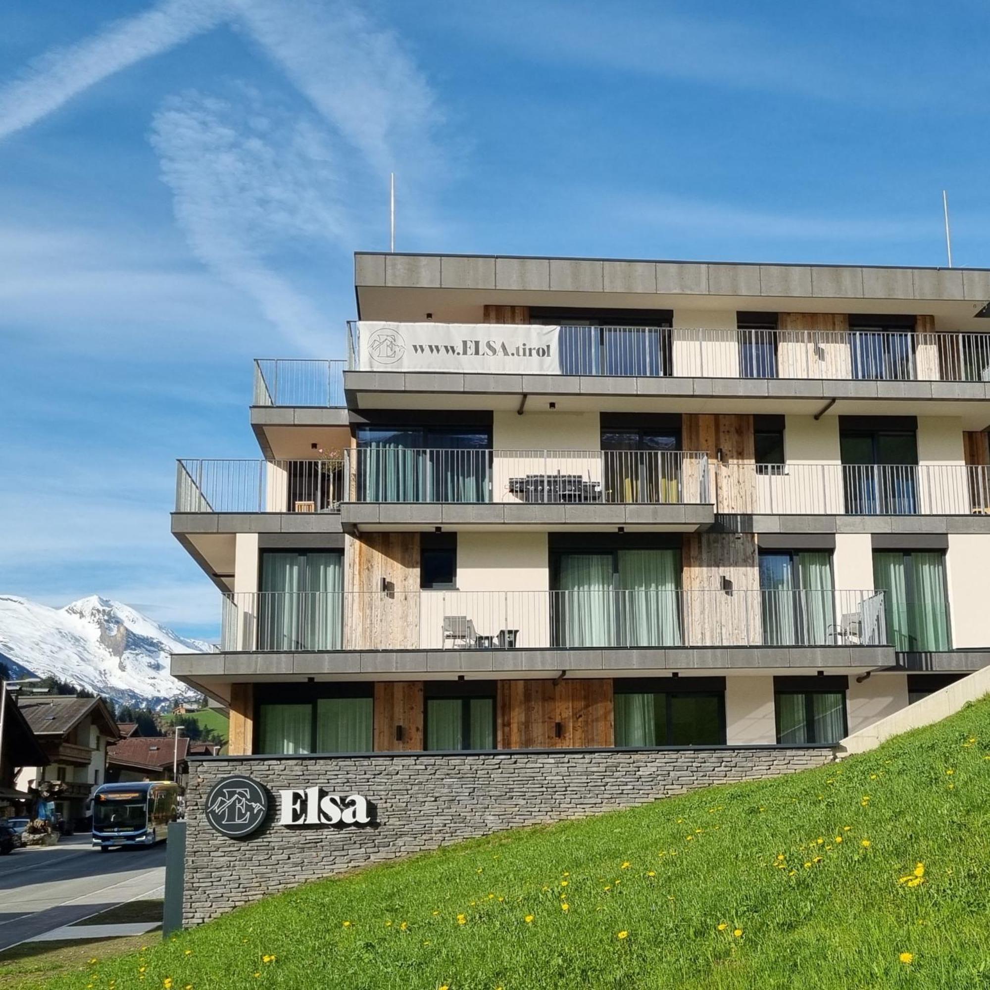 Elsa Spa Apartments Tux Ngoại thất bức ảnh